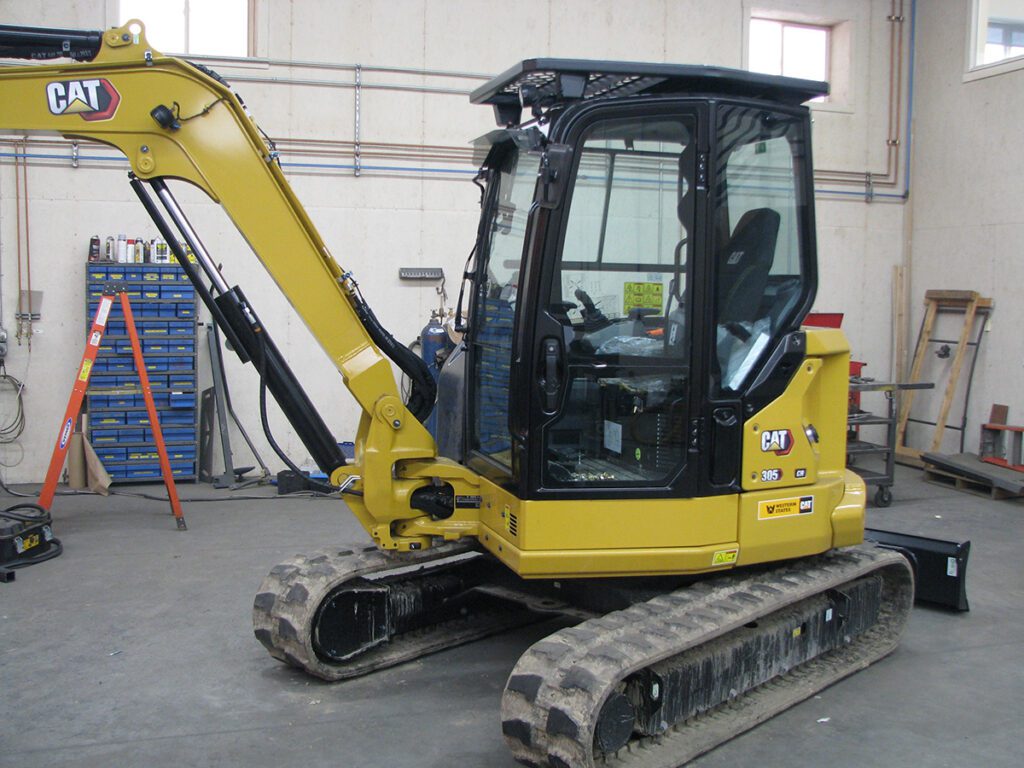 BOLT ON CAB GUARD IMAGE 2