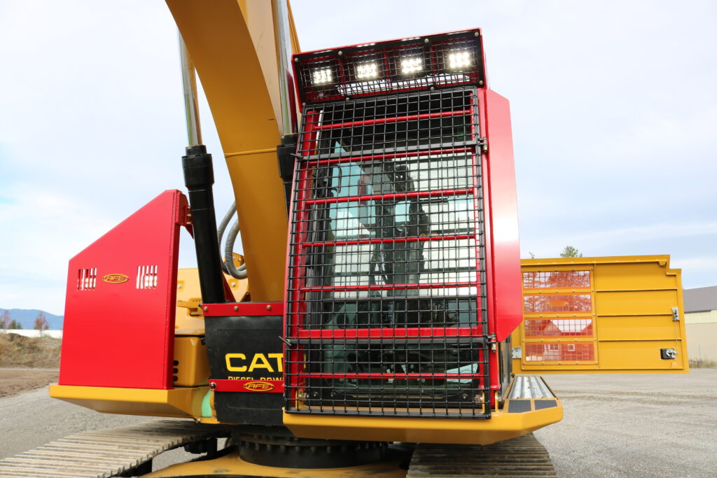 Custom Guarding CAT-DEF Excavator Picture 2
